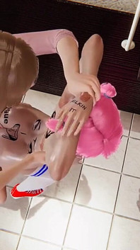Yaoi - Två femboys knullar på en offentlig toalett