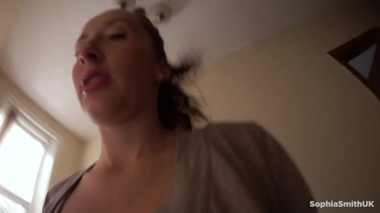 All Sexy Vids: Desespero na viagem de carro