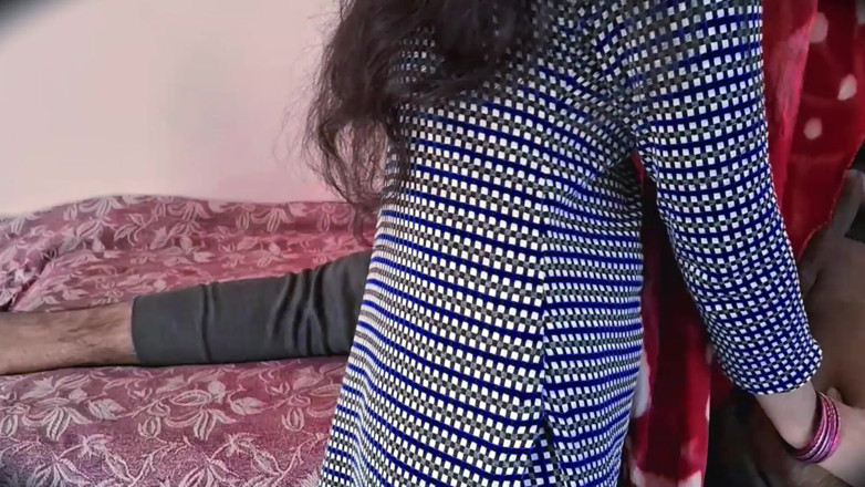 Desifilmy45: Vecchio scopata ragazza calda hindi film completo