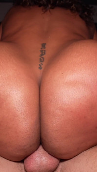 Sex with a Black Colombian BBW and Lots of Squirt