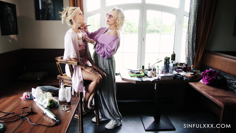 Sinfulxxx: Party Like a Porn Star Part 2 - Sinfulxxx