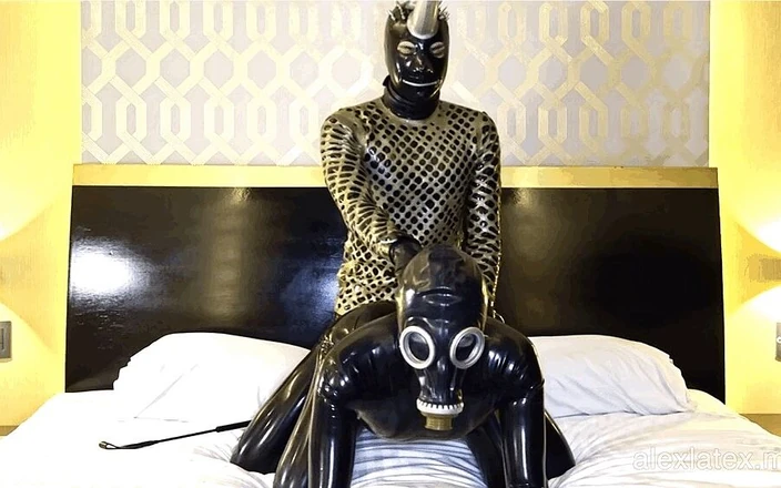 Alex Latex: Master Emas, Bahagian 2 - Lateks Alex