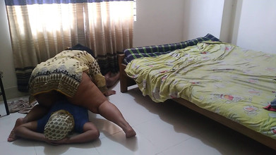 Aria Mia: Seorang pekerja membersihkan rumah kemudian wanita besar cantik kaya pemilik...