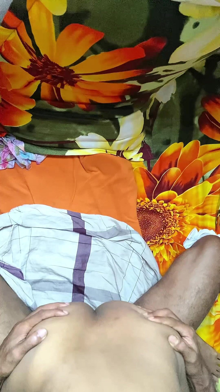 Moyna: Chica india en video de sexo casero