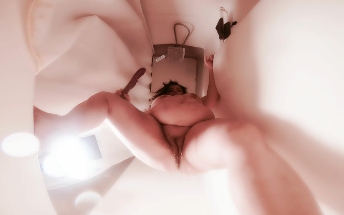 SexyNEBBW: Doccia cremosa e bagnata - Remaster