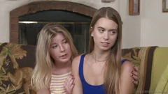 Zvědavá teenagerka Jill Kassidy se zoufale snaží přijít se starší ženou o panenství