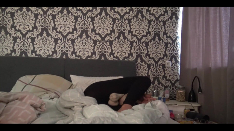 Siswet: Stepfather Fucks Me When Stepmommy Is Gone