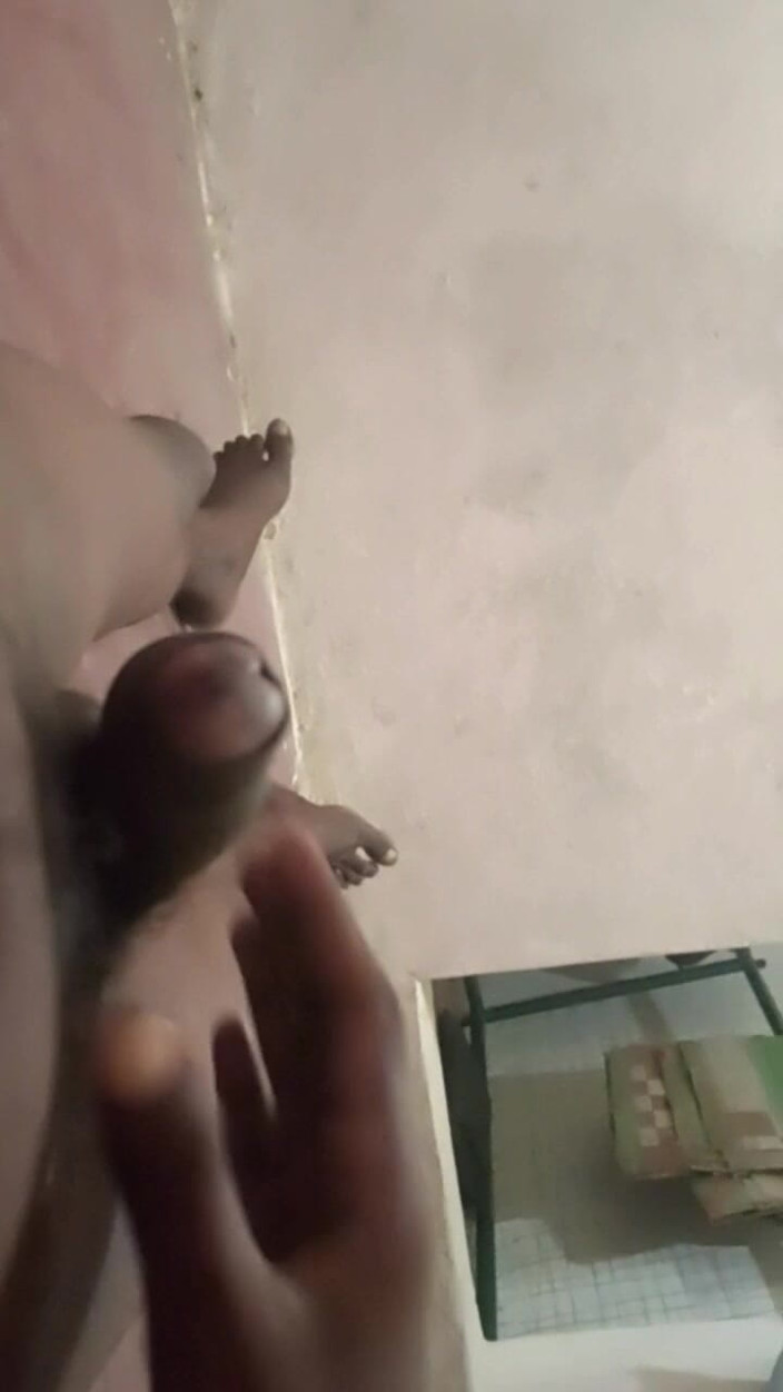 Sexyboy78: После просмотра вагины моей сводной сестры мой пенис стал эрегированным