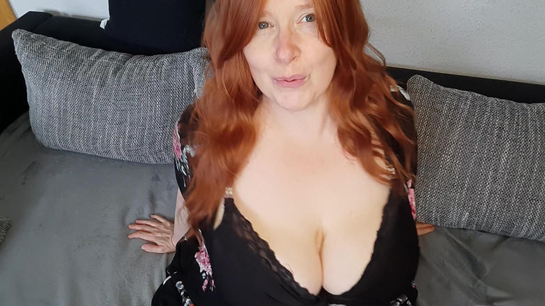 Curly_Dreams: Quickly Before Your Wife Comes Home