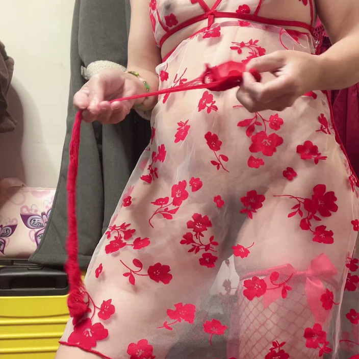 sweethanajapanese: Look at Hana Leg Beautifull
