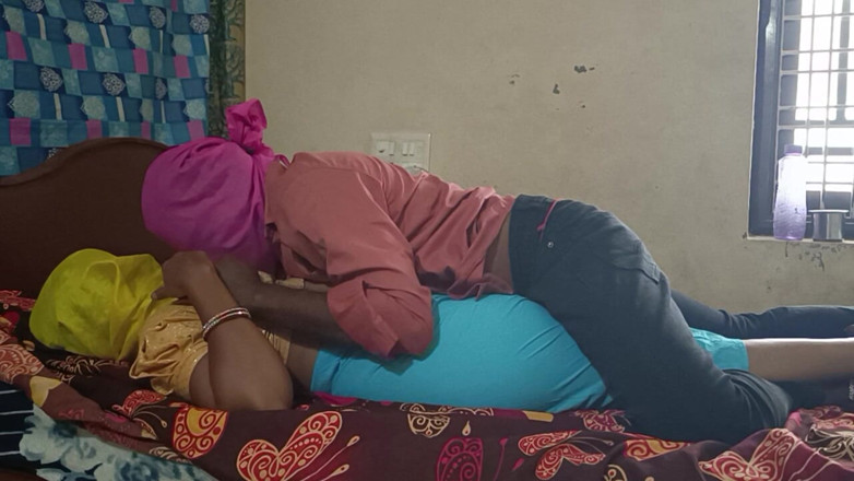 Desigirlsiri: Secret Affair with Aunty Whole Day Hard Fucking Telugu Voice