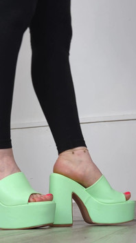 (669) Koleksi sepatu: green block heel mules - dame olga (4k)