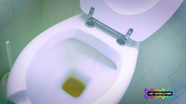 Wet Games Lovers: ฉี่สกปรกในโรงพยาบาล