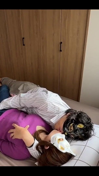 Birbirleriyle sabırsızlıkla sürekli boşalma yapan evlilik dışı seks