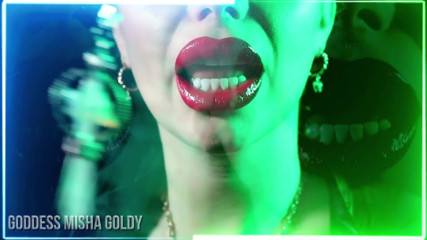 Goddess Misha Goldy: Ztrácet se v Mém nádherném transu uctívající rty!