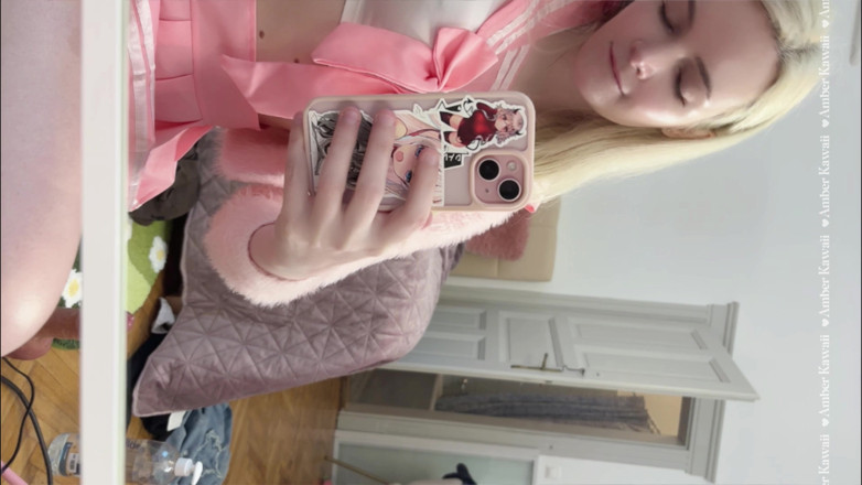 AmberKawaii: Cockriding em It's Finest: Fodida um vibrador em um banquinho...