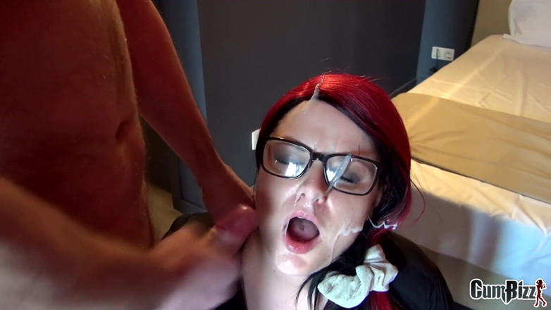 Cumbizz: Dutch office slut takes on employees blowbang