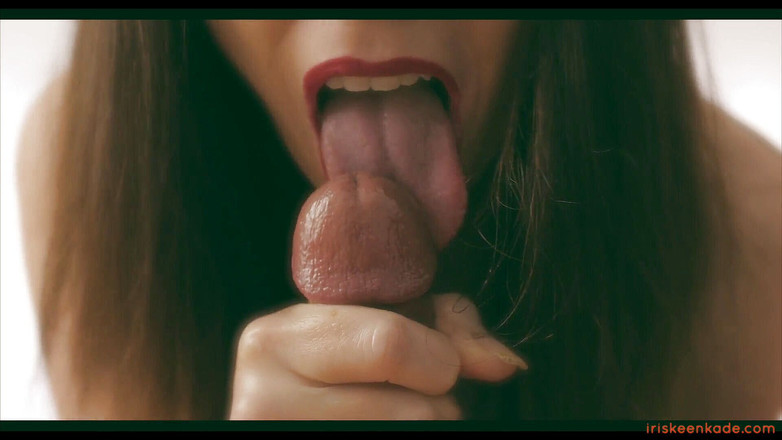 Iris Keenkade: छेड़ना देखने का बिंदु