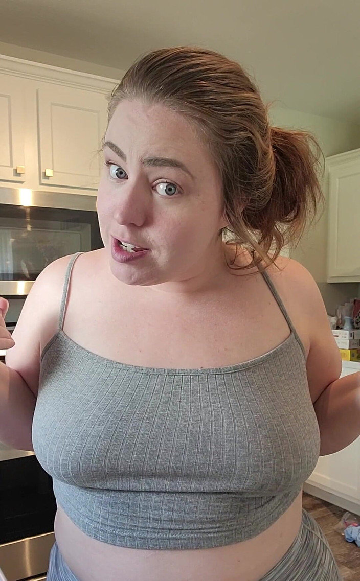 KinkyKatie: 我喜欢勾引我的邻居