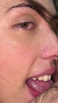 Obciąganie niechlujna dziwka Facefuck Do spust