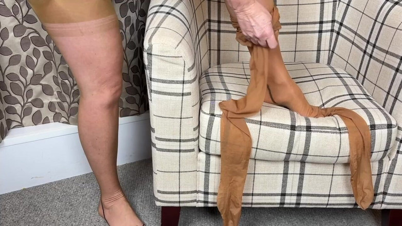 Aunty Sandra vintage girdle queen: Vgq18 Tante Sandra Sieht Fantastisch Aus