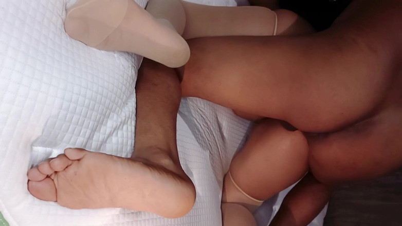 Pasutri indo: Ngewe Dengan Pak Kost Sambil Jilat Memekku Sampai Aku Orgasme