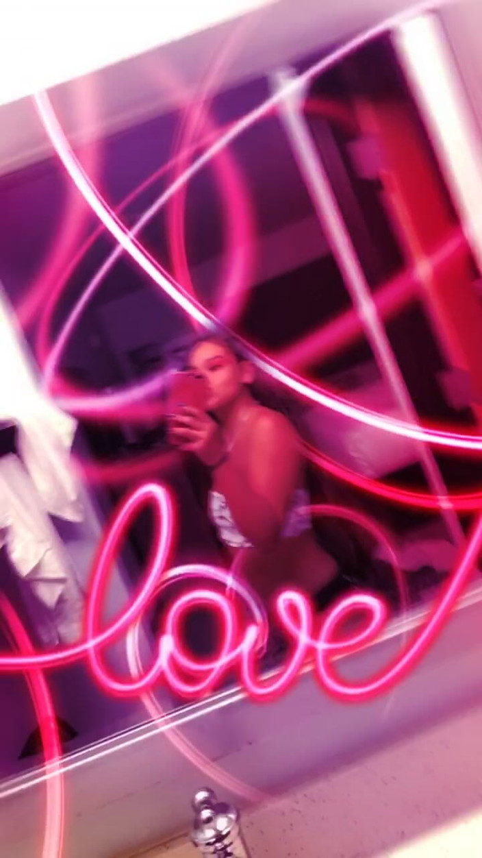 ToXxXiicBarbiie: You’re the High That I Was Chasing