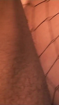 Follando duro a dos milf calientes que ella macho: trío muy cachondo