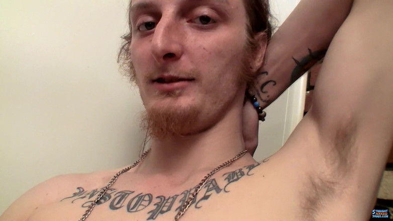 Straight naked thugs: Працює його великий рудий член