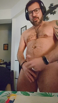 Gaymer Masturbating