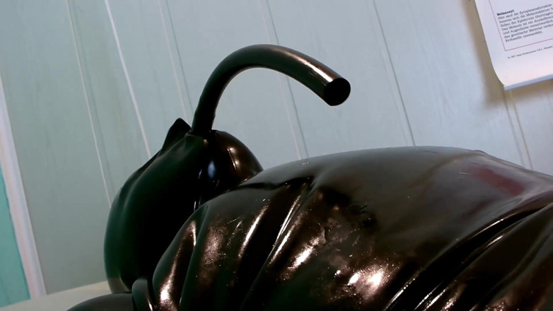 Domina Lady Vampira - SM Studio Femdom Empire: Tunnel Games 2/2