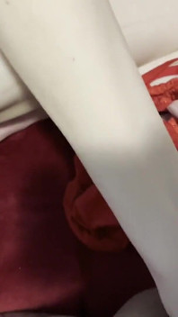 私は精液で満たされたパンティーを仕事に戻ります