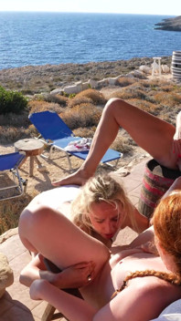 Matrigna e sorellastre in vacanza