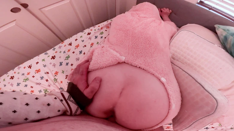 Erin Electra: Styvbror och styvsyster leker och har sex innan trick eller...