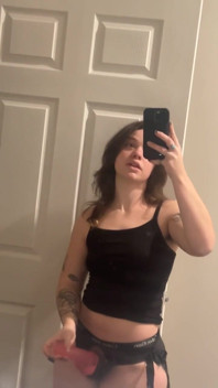 PAWG Strokes Dildo