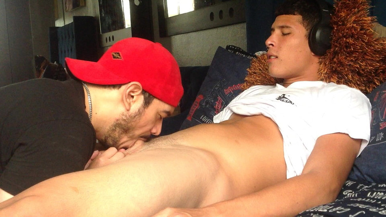 The-hook305: Markus fit jock thổi kèn