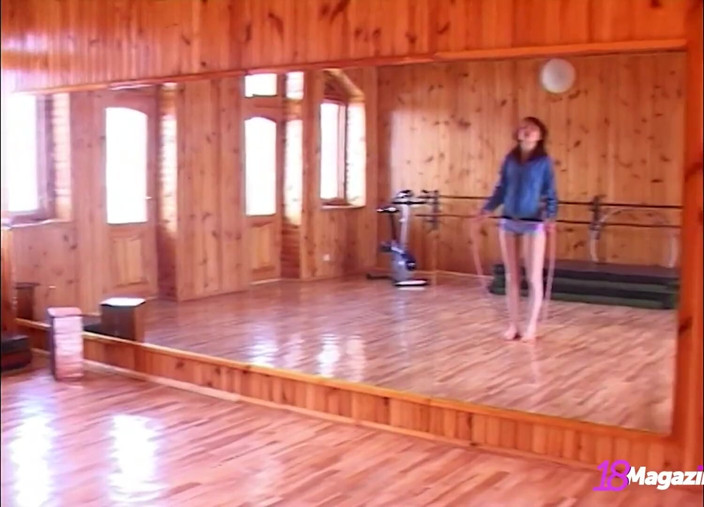 18Magazine: Cute teenager Zelma stretches her tall slim body!