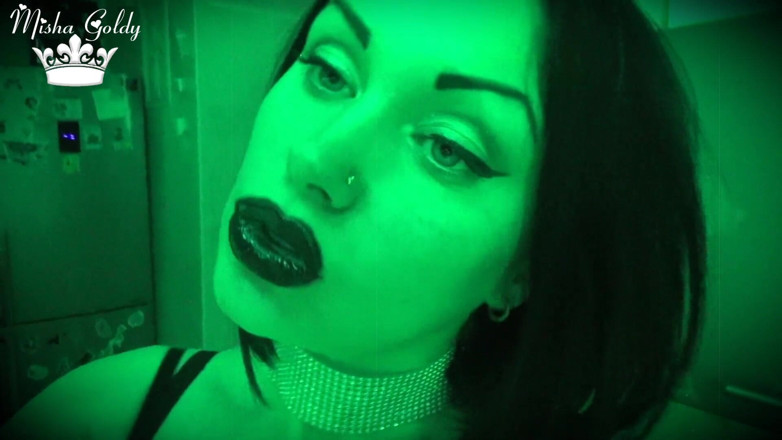 Goddess Misha Goldy: Glossy black lips
