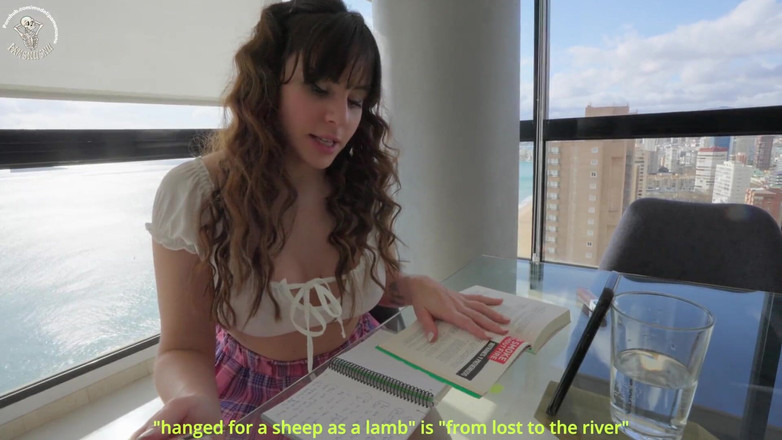 Pamsnusnu: Il mio compagno di classe viene a studiare spagnolo e...