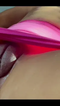 Bubble Blowing Pussy