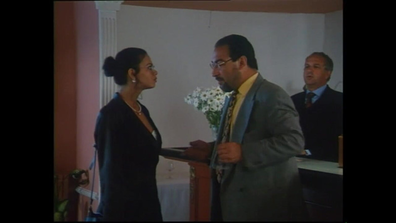 MMV films - The Original: Morena modelo tesuda ficou satisfeita quando seu fotógrafo lambe sua...