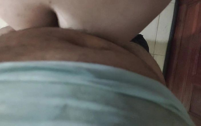 Basant: Coppia araba sexy