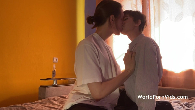 Selected worldwide porn: Guy Fucked His Girlfriend Till She Got an Orgasm and...