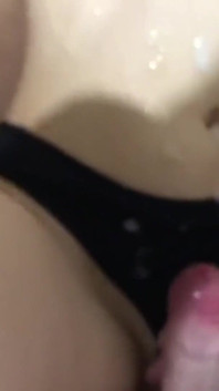 Prev entra nella figa stretta della sua ragazza di classe