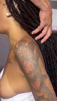Dotado fodendo a bunda de Novinha