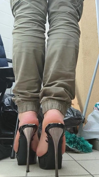 Scopando tacchi e piedi sexy