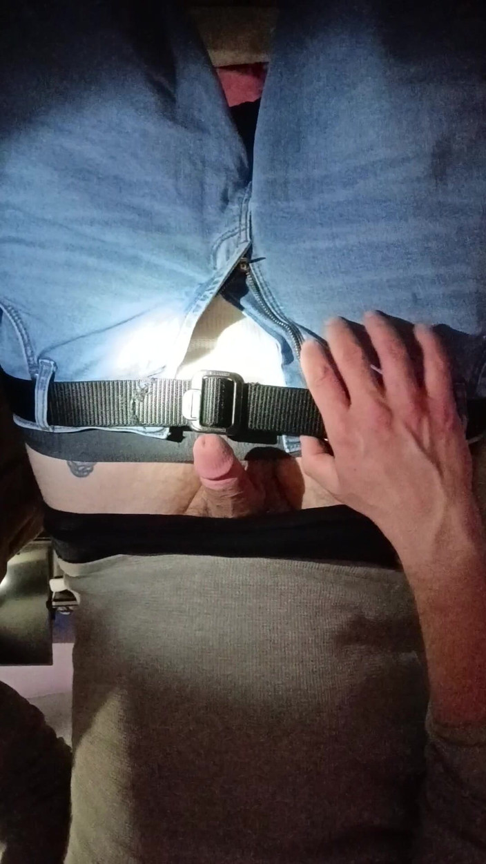 Themilkman618: マスターベーション