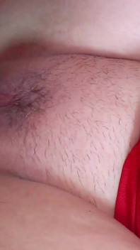 Зрілий секс-психолог відвідує двох найкращих друзів і показує їм, як трахатися