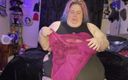 Ms Kitty Delgato: Kontrollera min sexiga underkläder för min feta röv