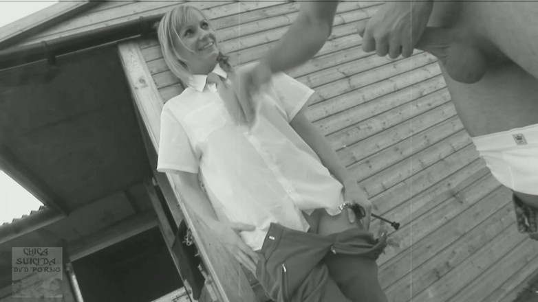 Chica Suicida DVD: Klasyczne 2 seksowne blondynki Wielki kutas jebanie na farmie